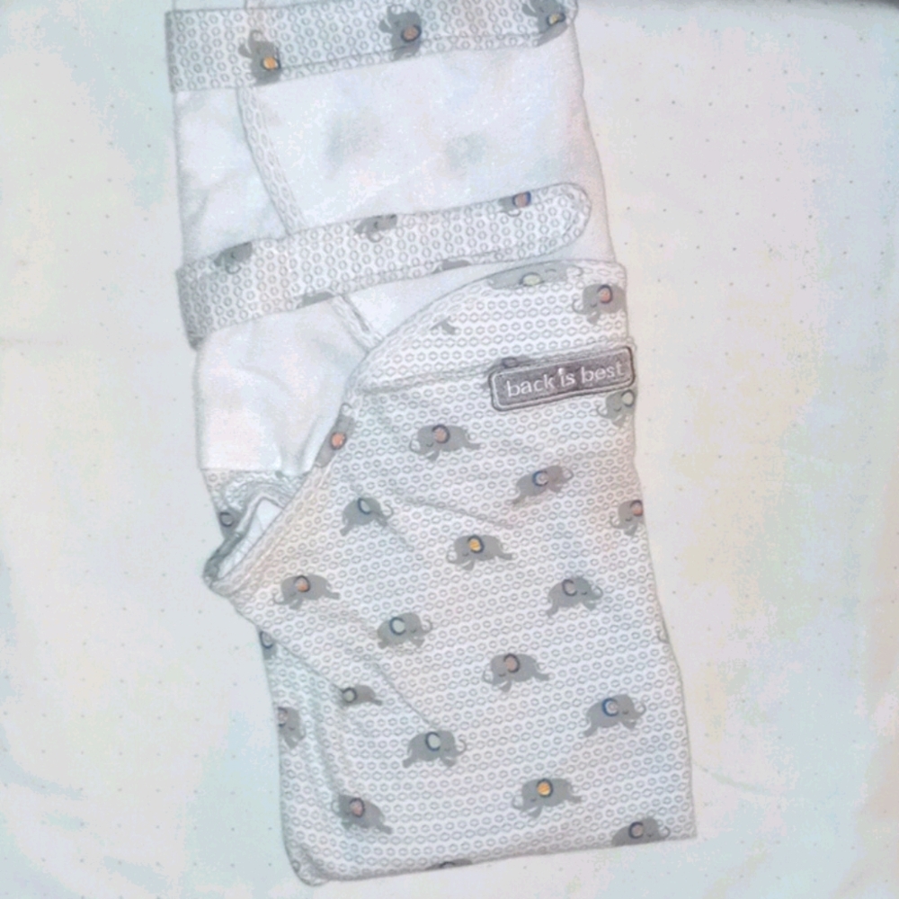 Swaddle - Picture 3 of 3